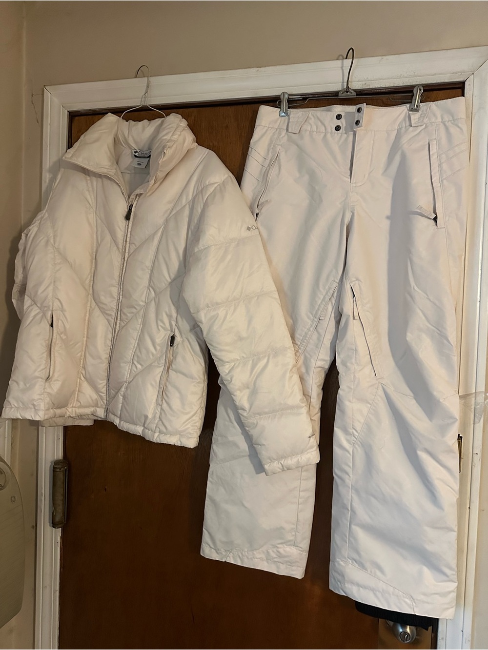 Columbia Sportswear Womens Ski Outfit Puffer Jacket SZ L Omni-Tech Pants SZ M